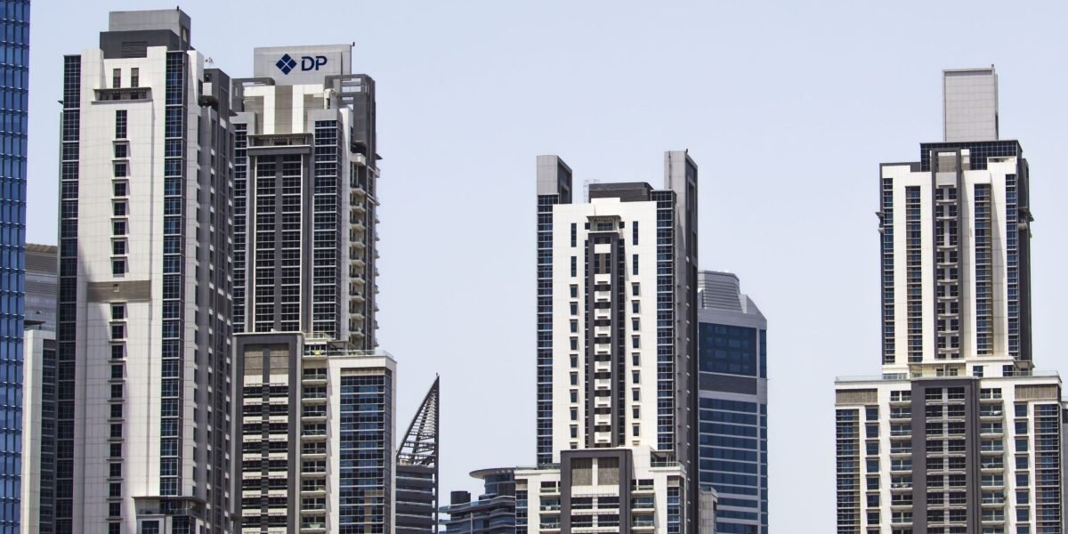 Real Estate Investing in Dubai 2026: Navigate Challenges, Maximize Returns